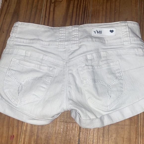 YMI white shorts, size 0 - Picture 2 of 2